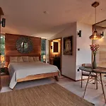Eletem Art Holiday home *