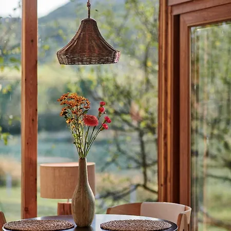 Semesterbostad Eletem Art